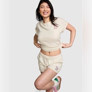 VS Pink Limited Edition White Shell Ivy Fleece Shorts XL